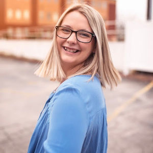 Meet your Posher, Caitlyn